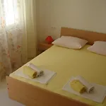 בית הארחה Andrijana